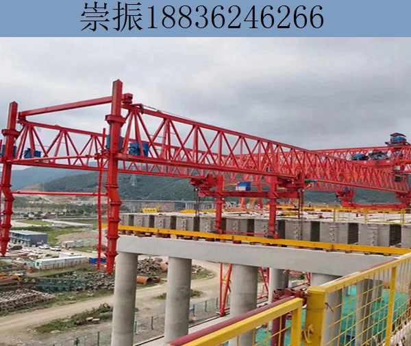 180T自平衡过跨架桥机